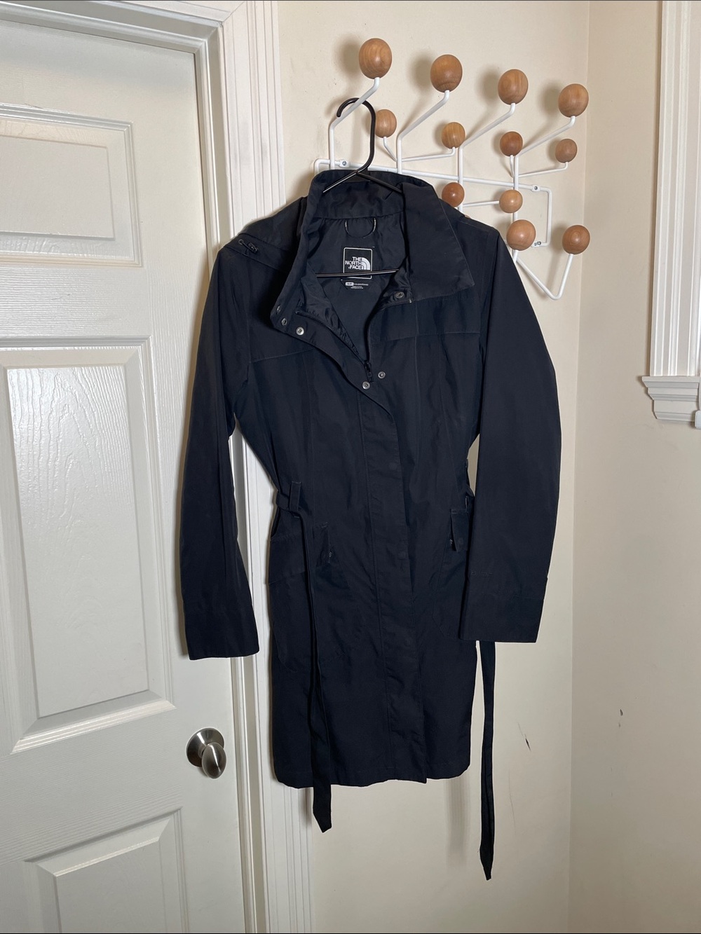 The North Face Lightweight Tie Front Trench Coat - Black - S